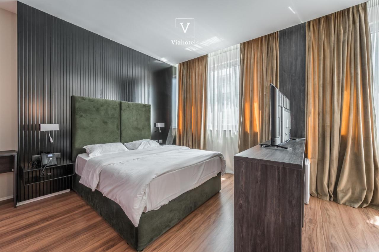 Vh Eurostar Tirana Hotel Congress & Tirana Spa Esterno foto